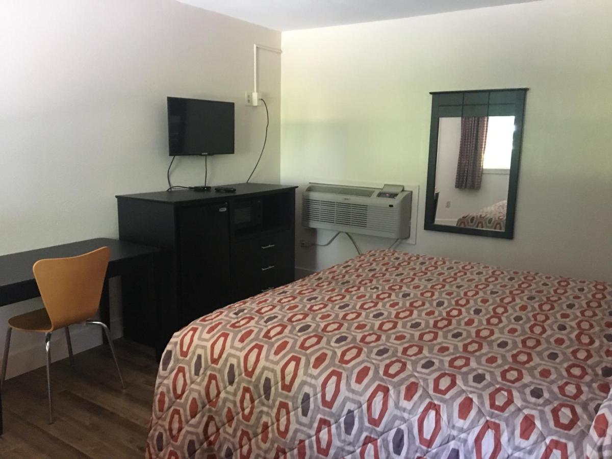 Woodlawn Hills Motel Henderson Εξωτερικό φωτογραφία