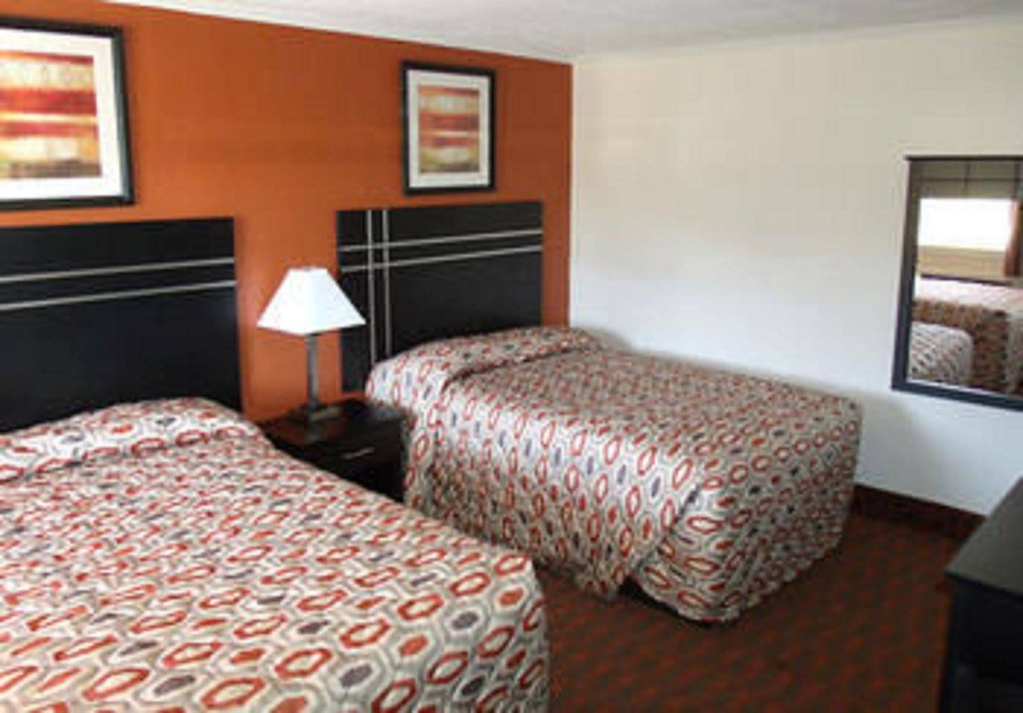 Woodlawn Hills Motel Henderson Εξωτερικό φωτογραφία